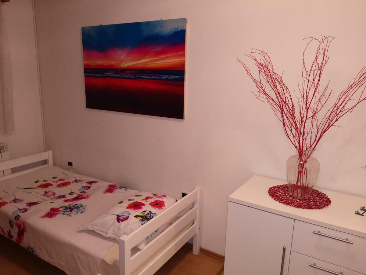 Studio Bubi Koper Ngoại thất bức ảnh