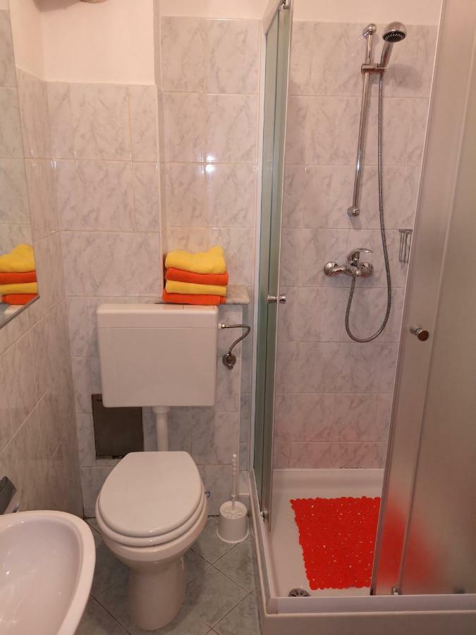 Studio Bubi Koper Ngoại thất bức ảnh